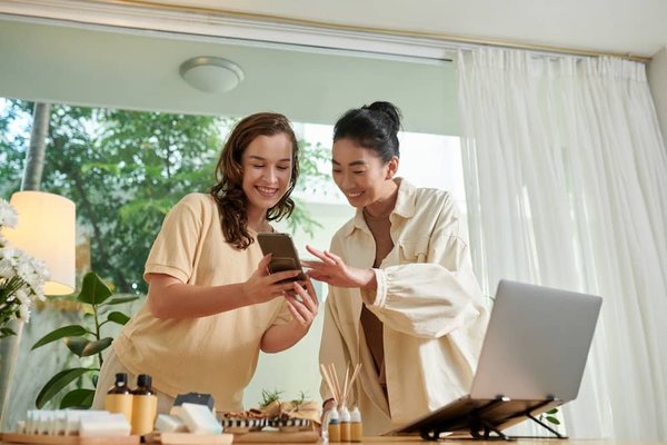 Comment un basketteur peut-il utiliser le feedback vidéo pour corriger sa technique de lancer ?